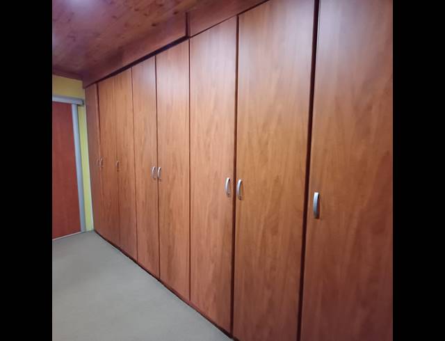 3 BEDROOM HOUSE FOR SALE IN BUYSCELIA